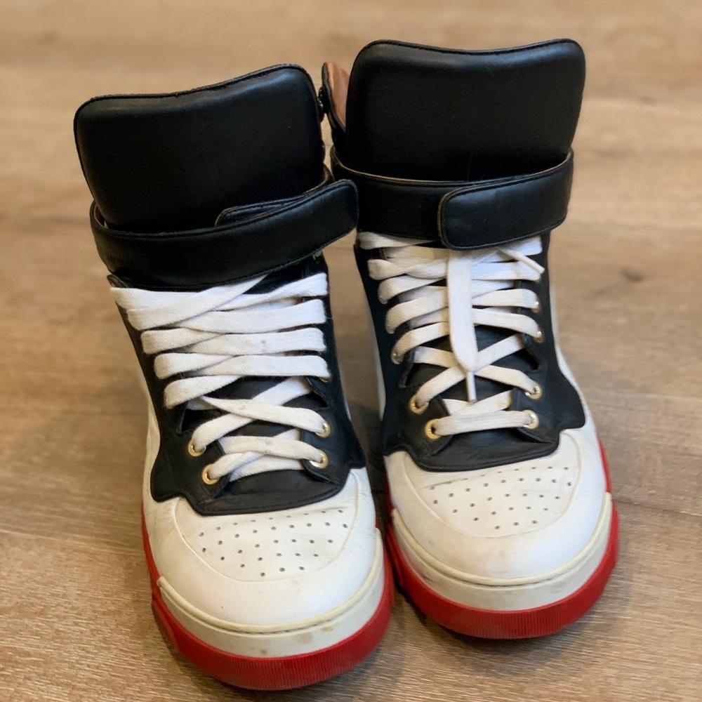 Givenchy Tyson High top sneakers